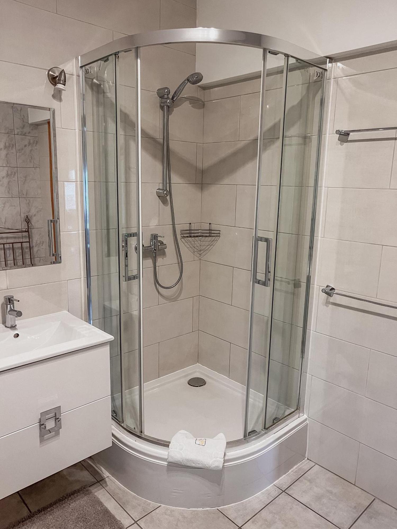 Villa Genevra Koszalin Ngoại thất bức ảnh