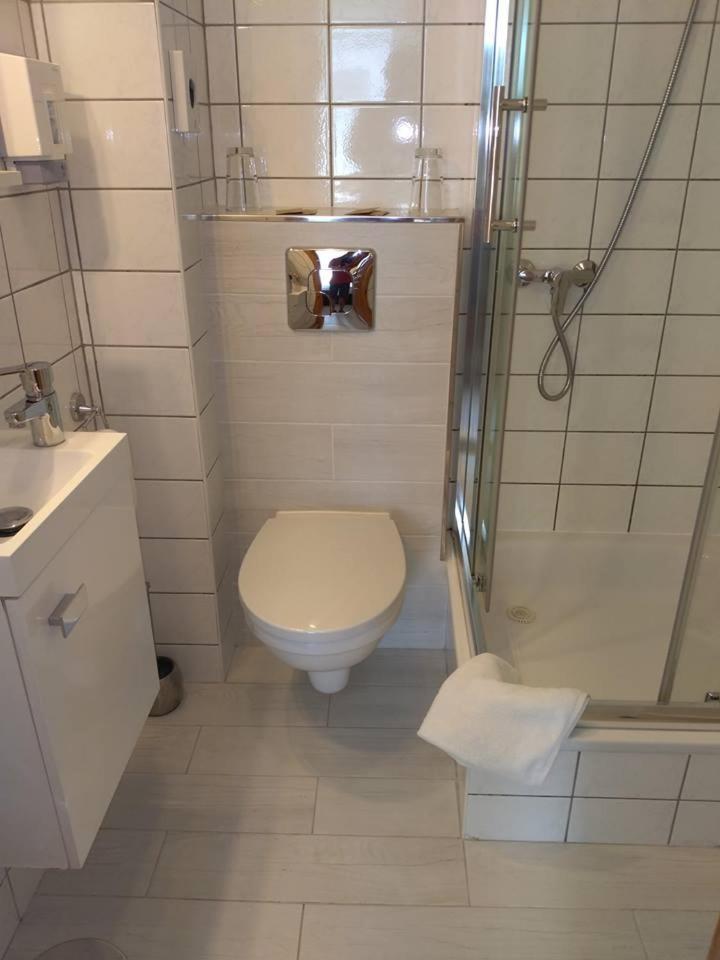 Villa Genevra Koszalin Ngoại thất bức ảnh